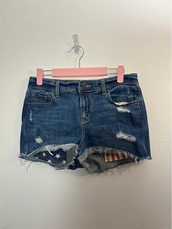 Old Navy Pants - Old Navy Boyfriend Mid-Rise Jean Shorts Size 2